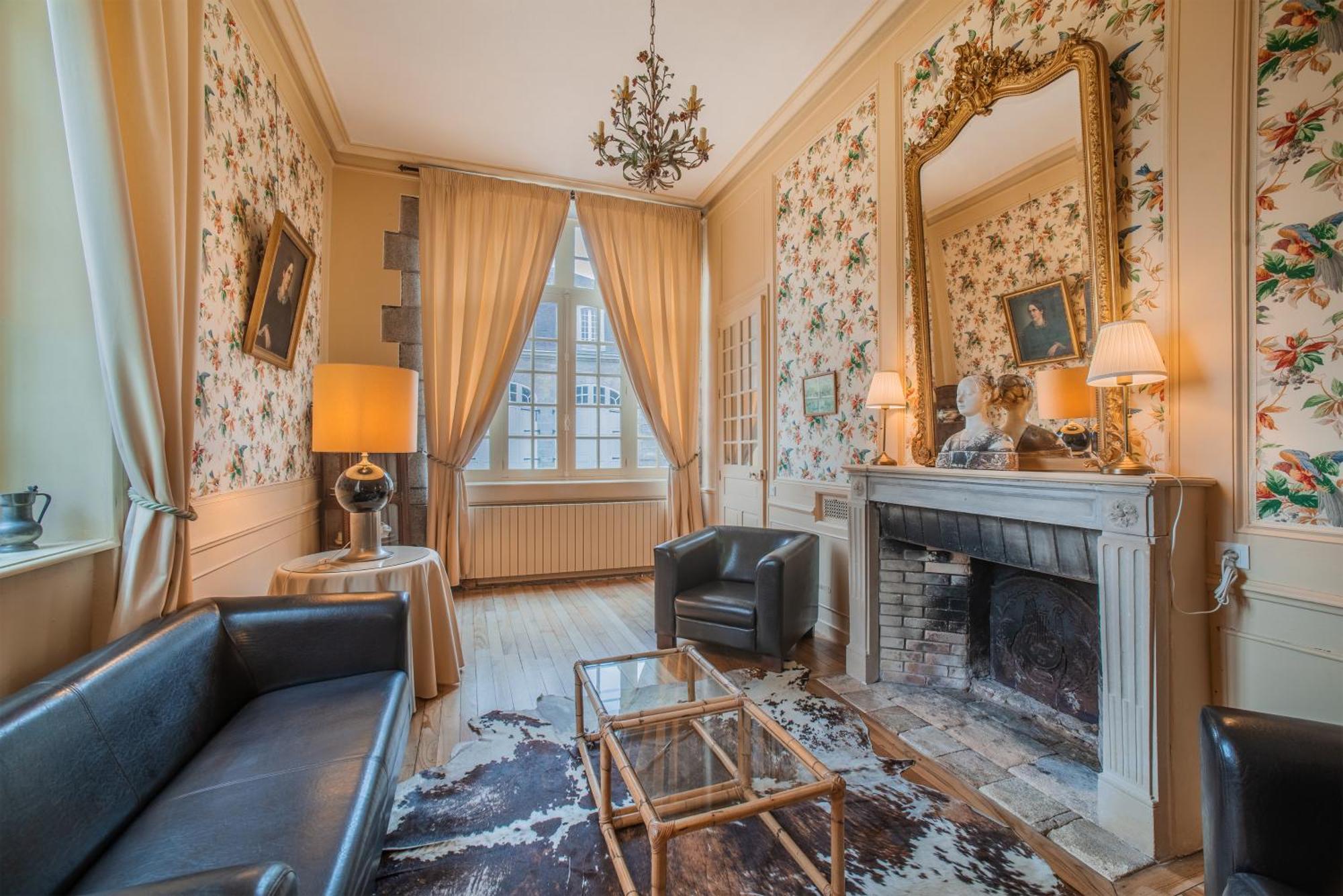 Holiday Home Chateau De Bouceel Mont Saint Michel Vergoncey Bilik gambar